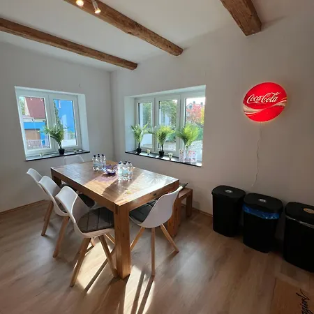 Hometonight Workers - Haus Appartement *