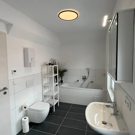 Hometonight Workers - Haus * Gunzenhausen