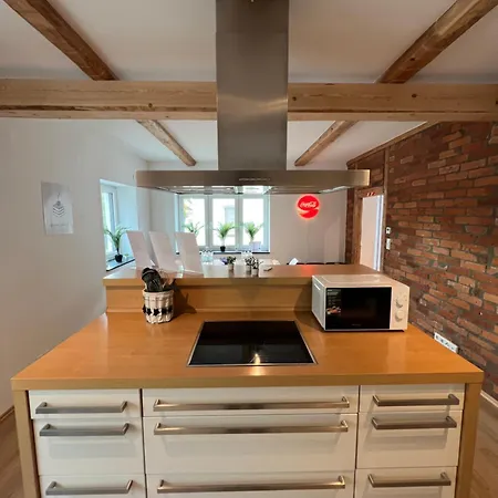Hometonight Workers - Haus Apartment